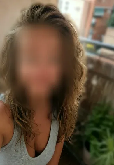 Alena, 40