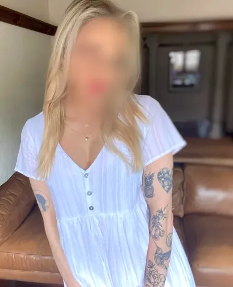 Bernadette, 40