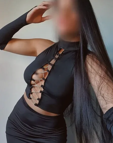 Celine, 22