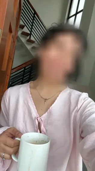 Elisabeth, 30