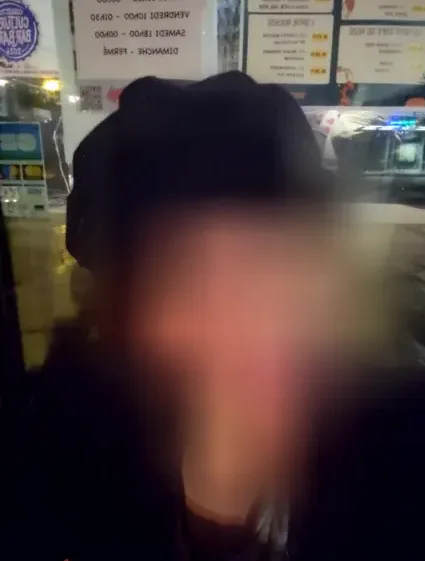 Fiona, 35