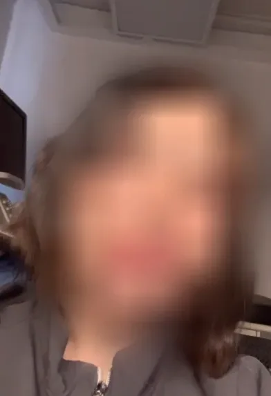 Kathrin, 36