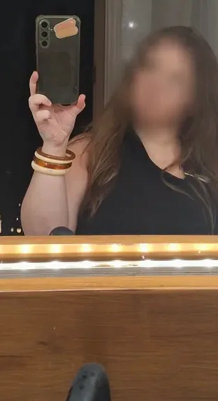 Marie, 19