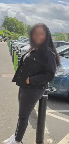 Martina, 33