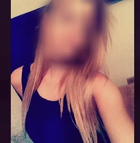 Michaela, 36