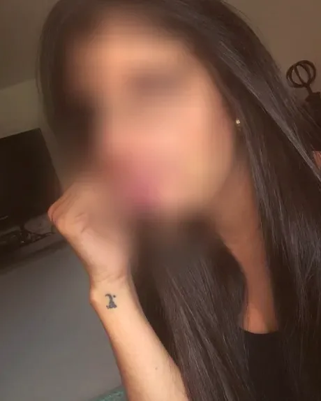 Paula, 34