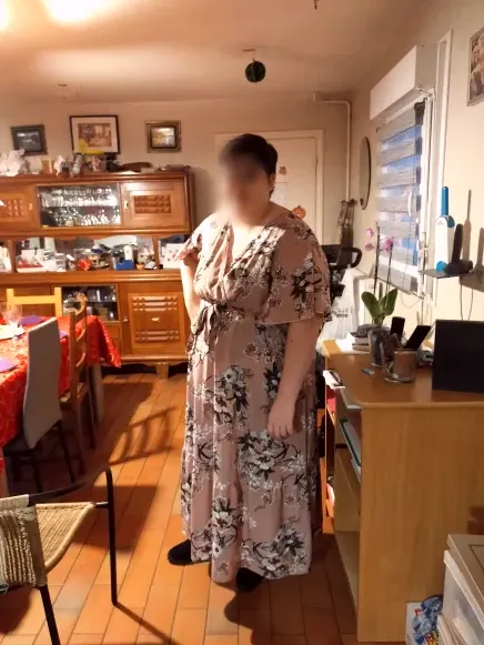 Stefanie, 22